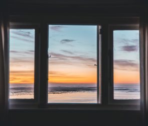 Tips for Distributed Team: The Live Window